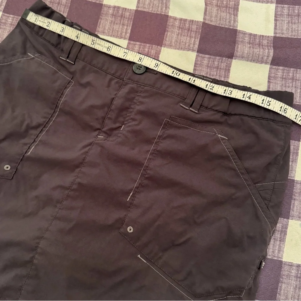 Eddie Bauer Active Fit Black Gray Skirt with Shorts size M